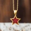 Yellow Gold Star Pendant Necklace With Red Stardust™ 1 Yellow Gold Star Pendant Necklace With Red Stardust™ -Johan Jewelry Shop 3519 Art December Cropped Red 4 7e511137 8d8c 45a8 bb91 f2799930cad4