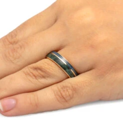 Yellow Gold Jade Wedding Band With Crushed Sapphires -Johan Jewelry Shop 3849 Handshot