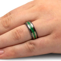 Green Wood & Black Ceramic Ring With Pinstripes -Johan Jewelry Shop 4081 Handshot