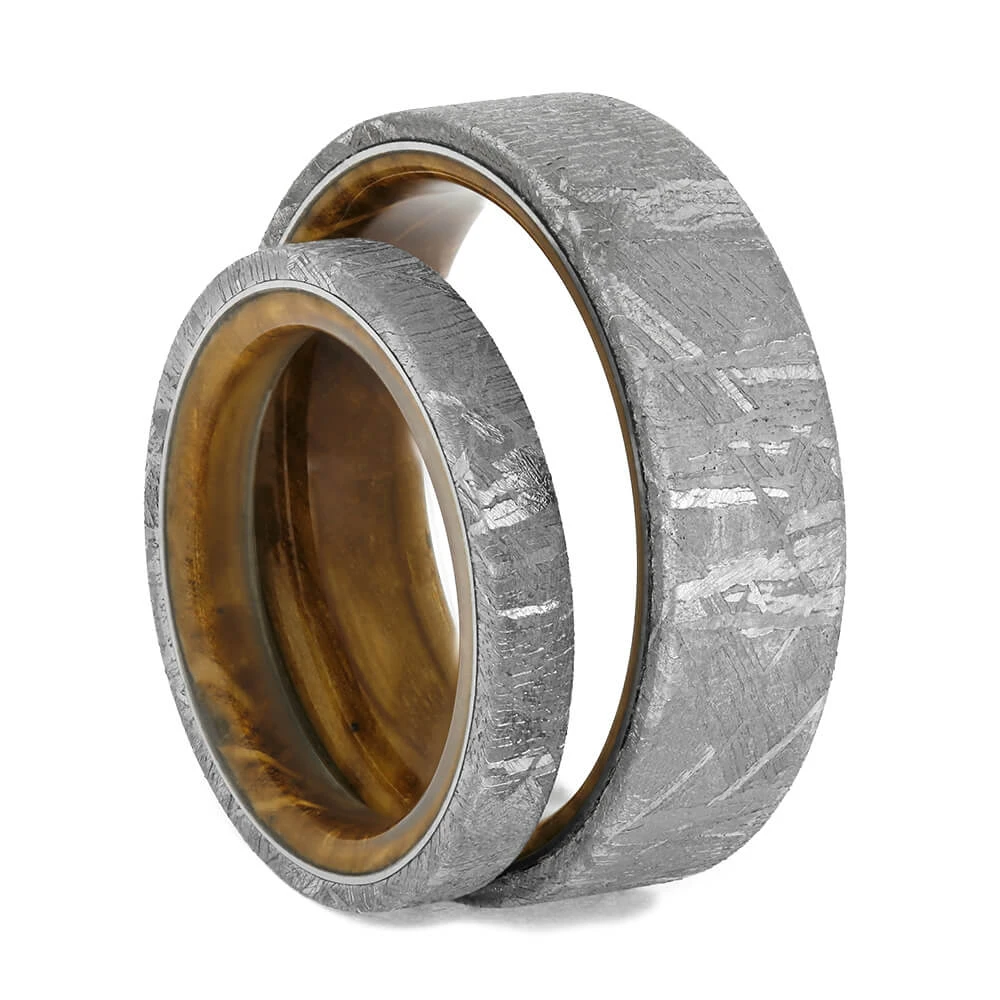 Authentic Meteorite And Whiskey Barrel Oak Wood Wedding Ring Set 4 Authentic Meteorite And Whiskey Barrel Oak Wood Wedding Ring Set - Image 2