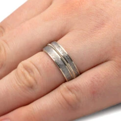 Guitar String Ring With Gibeon Meteorite -Johan Jewelry Shop 4369 Handshot