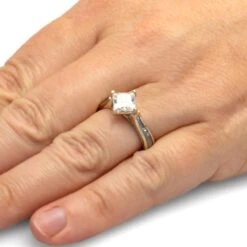 Princess Cut Moissanite Engagement Ring With Mother Of Pearl -Johan Jewelry Shop 4446Handshot