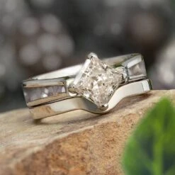 Princess Cut Engagement Ring With Mother Of Pearl Inlay