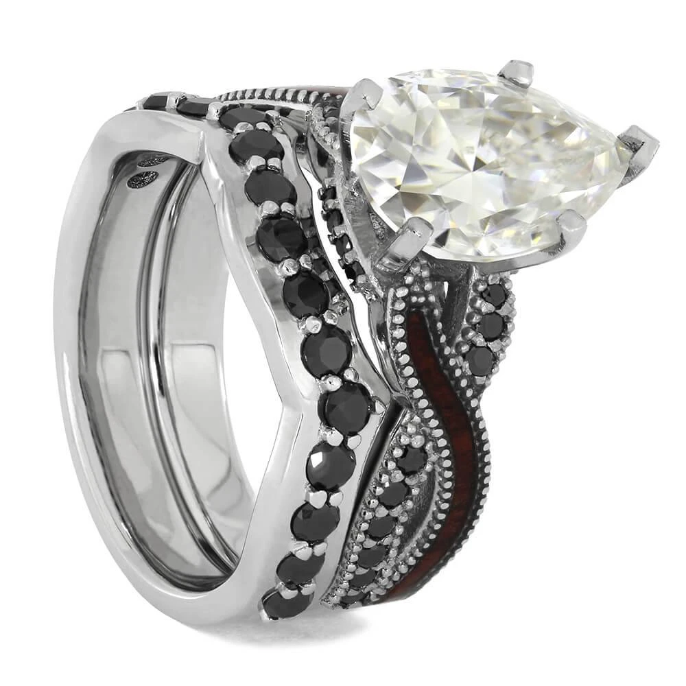 Alternative Bridal Set With Pear Cut Engagement Ring 4 Alternative Bridal Set With Pear Cut Engagement Ring - Image 2