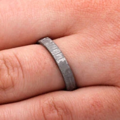 Meteorite Ring, Wedding Band With Meteorite Overlay 9 Meteorite Ring, Wedding Band With Meteorite Overlay -Johan Jewelry Shop 4mmMeteoriteHandshot
