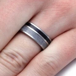 Black Burl Wood & Pet Fur Memorial Ring -Johan Jewelry Shop 81f28aa709e3c92dcfd80d45f0e0b769