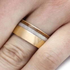 Men's Whiskey Barrel Wedding Band With Antler -Johan Jewelry Shop E2159YGHandshot