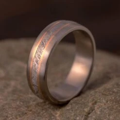 Meteorite Wedding Band With Rose Gold Pinstripes -Johan Jewelry Shop E2 3853 Ladig Art 4 13dbd2b1 e148 41a1 a668 45e78a61a82f
