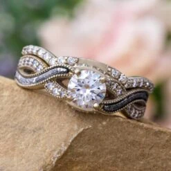 Meteorite Bridal Set With Diamond Twist Design