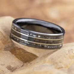 Memorial Cremation Ring With Dinosaur Bone -Johan Jewelry Shop E4374ArtCropped 4
