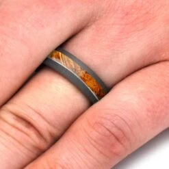 Cherry Burl Wood Wedding Band With Sandblasted Titanium -Johan Jewelry Shop E5378Handshot