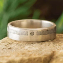 Platinum Memorial Ring With Gibeon Meteorite