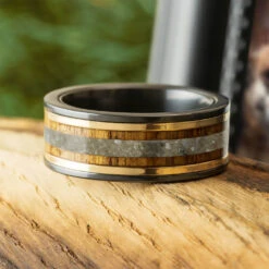Memorial Ring In Black Zirconium With Mangowood