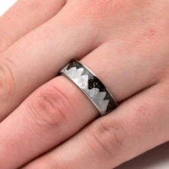 Meteorite Moonscape Ring With Black Stardust -Johan Jewelry Shop E 3750 New 5