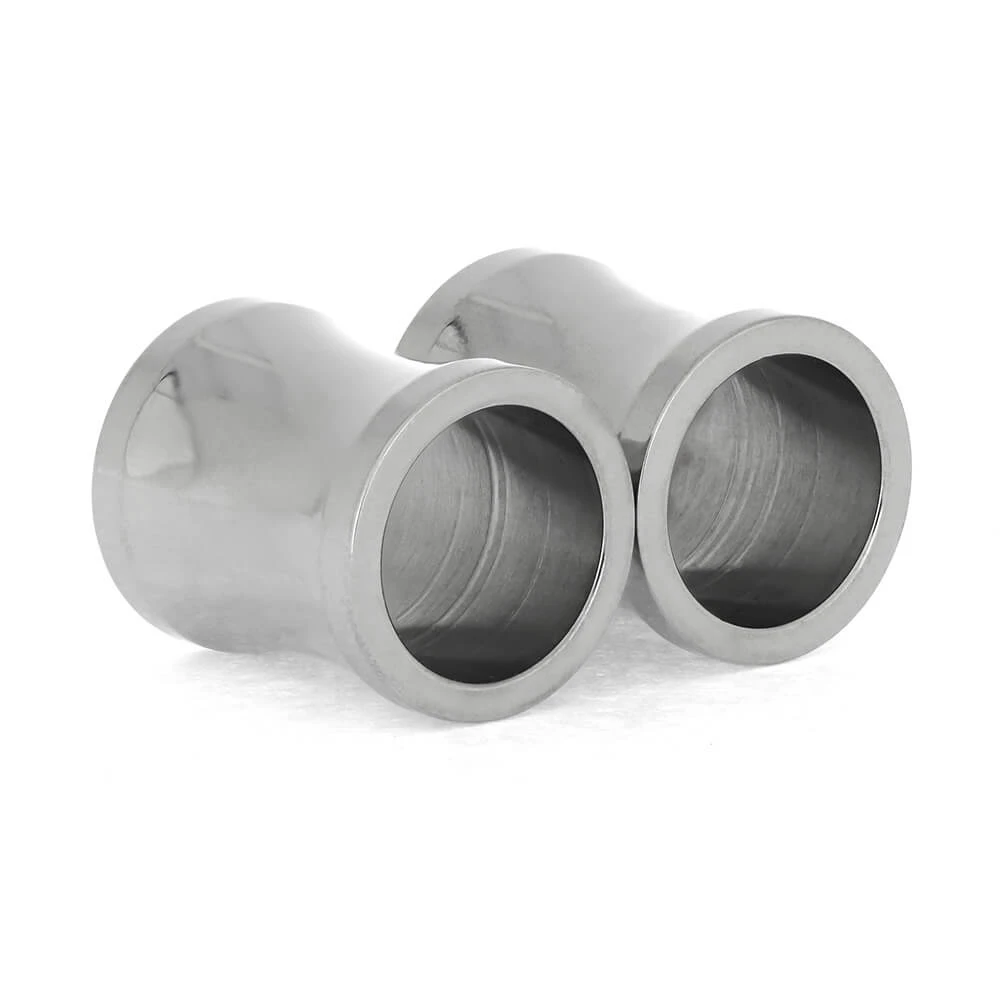 Titanium Ear Gauges, Polished Titanium Tunnels 4 Titanium Ear Gauges, Polished Titanium Tunnels - Image 2