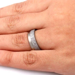 Matte Titanium & Meteorite Wedding Band With Gold Pinstripe -Johan Jewelry Shop MG 9603