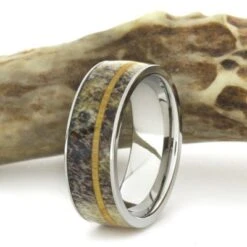 Deer Antler Ring With Oak Wood Pinstripe -Johan Jewelry Shop a19c63803acd33fbb78e063bc7e29f0e